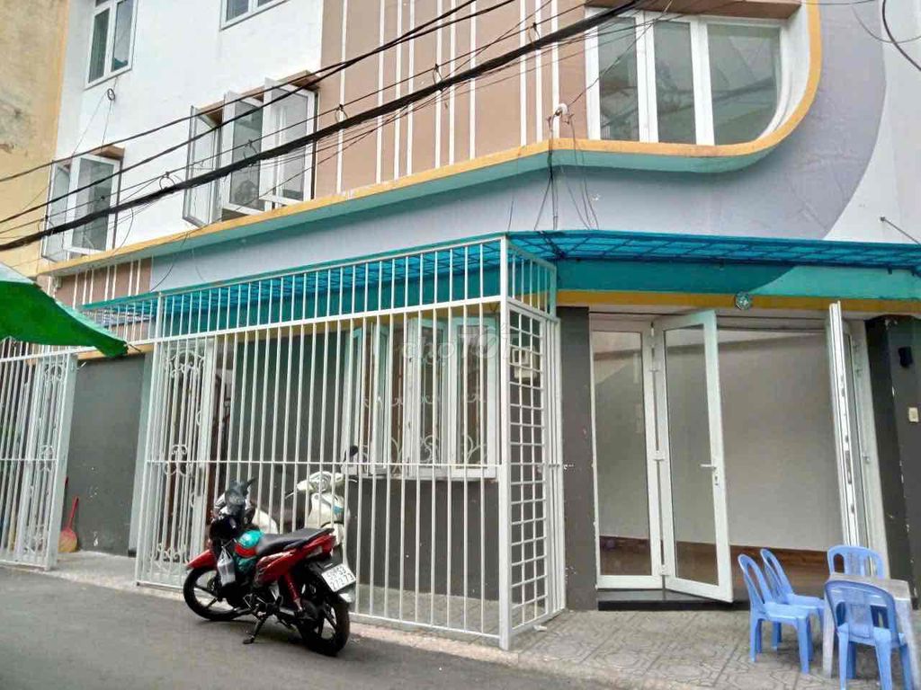 Nhà Nguyên Căn 3PN Hẻm Ô Tô Nguyễn Tư Giản Gò Vấp 15 triệu - Tiện nghi đầy đủ sẵn sàng ở ngay!