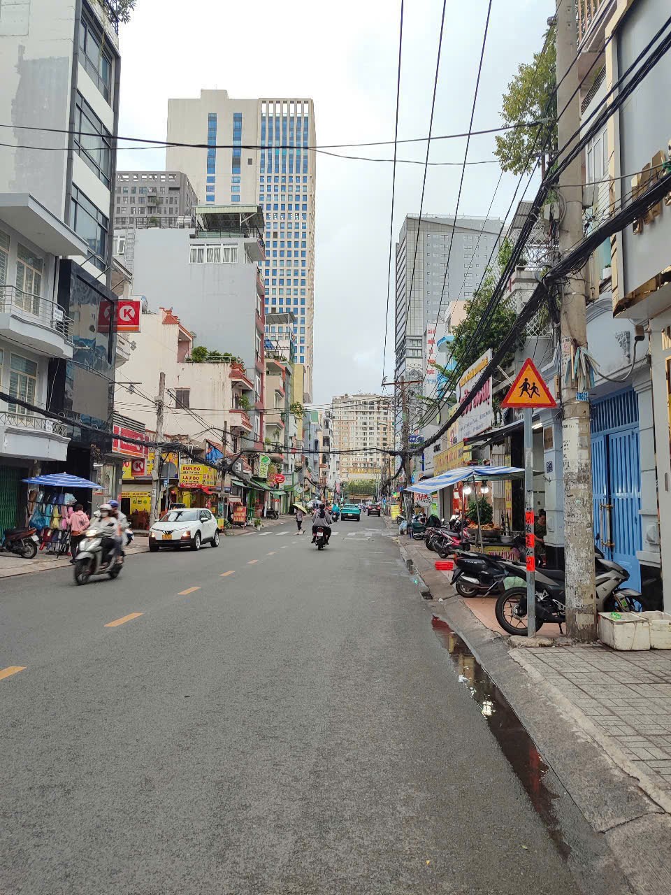 Nhà mặt tiền Nguyễn Văn Thương, Bình Thạnh 62m² giá 25.9 tỷ - Vị trí kinh doanh đắc địa!