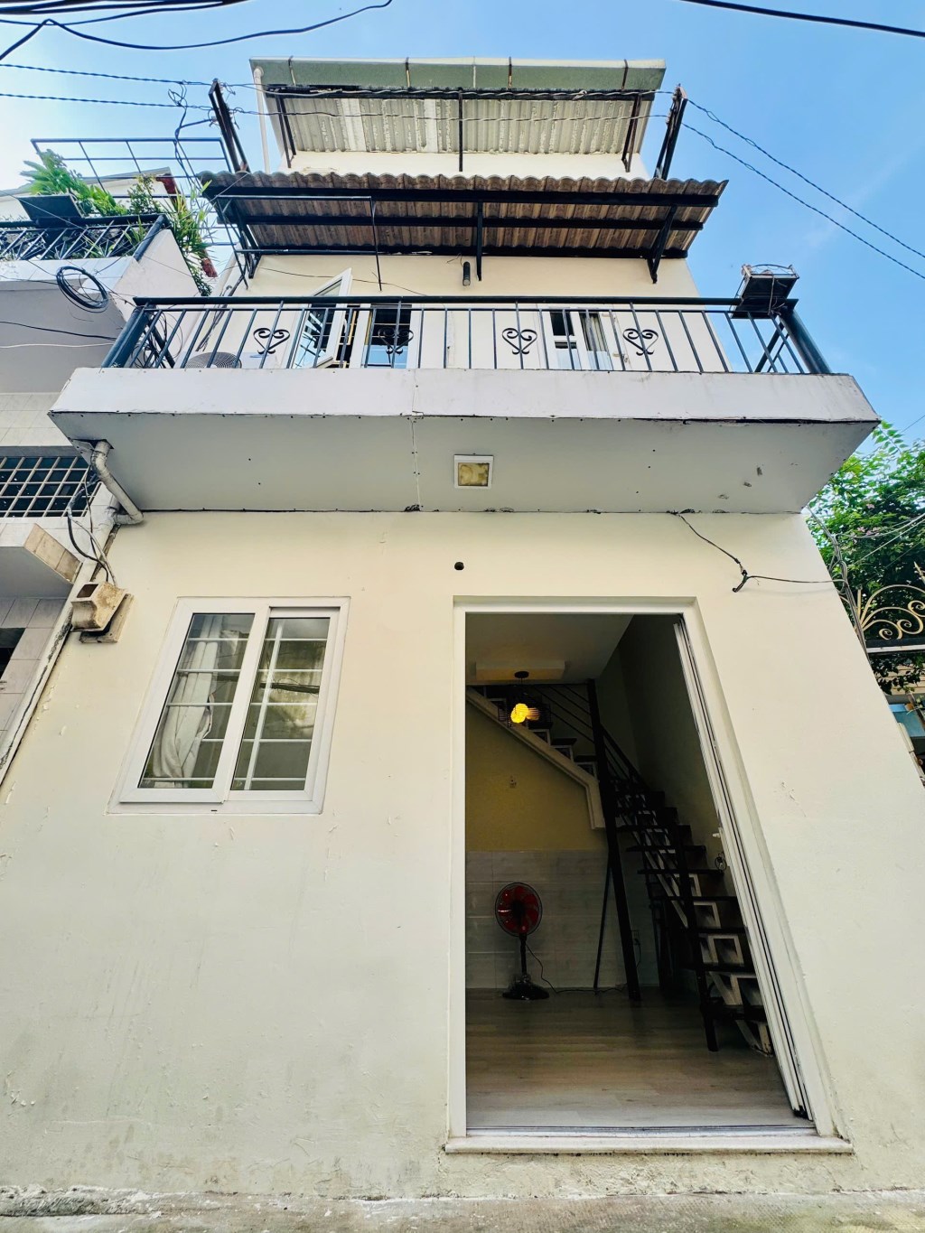 Nhà phố Trần Đình Xu, Quận 1 - 18m² chỉ 3 tỷ - An ninh tốt, chính chủ!