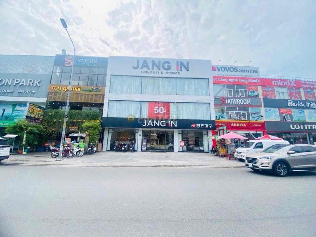 Cho thuê nhà mặt tiền Nguyễn Cư Trinh, Quận 1, 360m² - Vị trí đắc địa, giá thương lượng