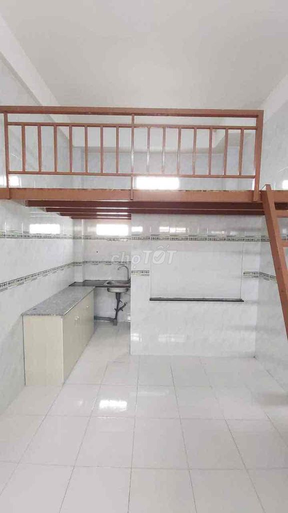 Phòng trọ giá rẻ 25m² gần Đại học Văn Hiến - Đầm Sen chỉ 3.3 triệu