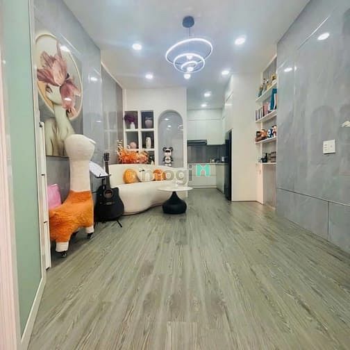 Nhà 4 Tầng Lý Chính Thắng Quận 3 21m² giá 4,7 tỷ - Full nội thất, vào ở ngay!