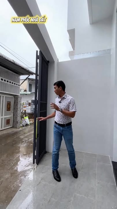 Nhà lầu mới xây 2 căn hẻm 311 Nguyễn Văn Cừ, 49m² giá 2.69 tỷ - Bán gấp giảm 170 triệu!