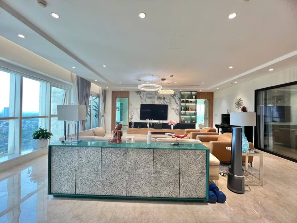 Căn hộ Ciputra Bắc Từ Liêm 267m² giá 3500$ - Đầy đủ nội thất cao cấp!