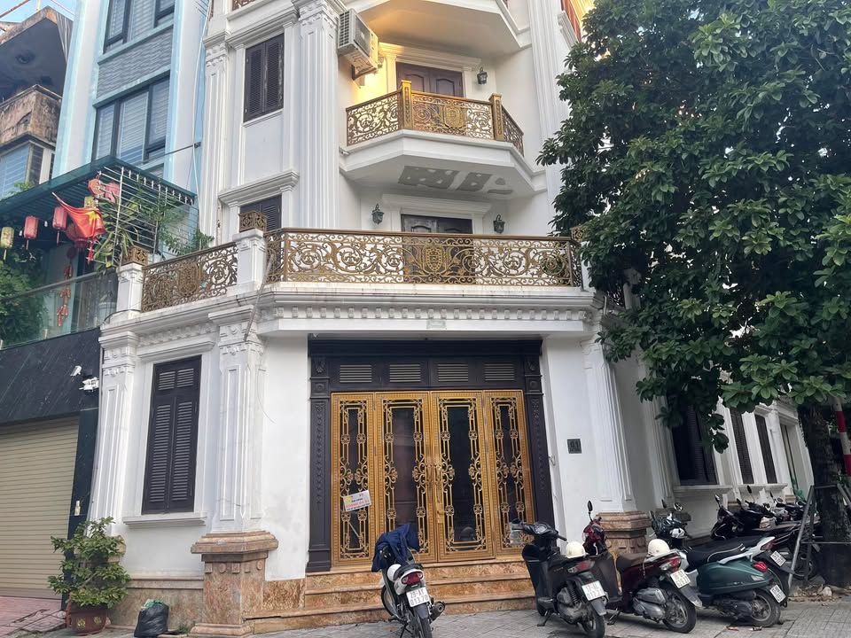 Văn phòng cho thuê KĐT Văn Phú 150m² giá 35 triệu - Căn góc lý tưởng cho doanh nghiệp!