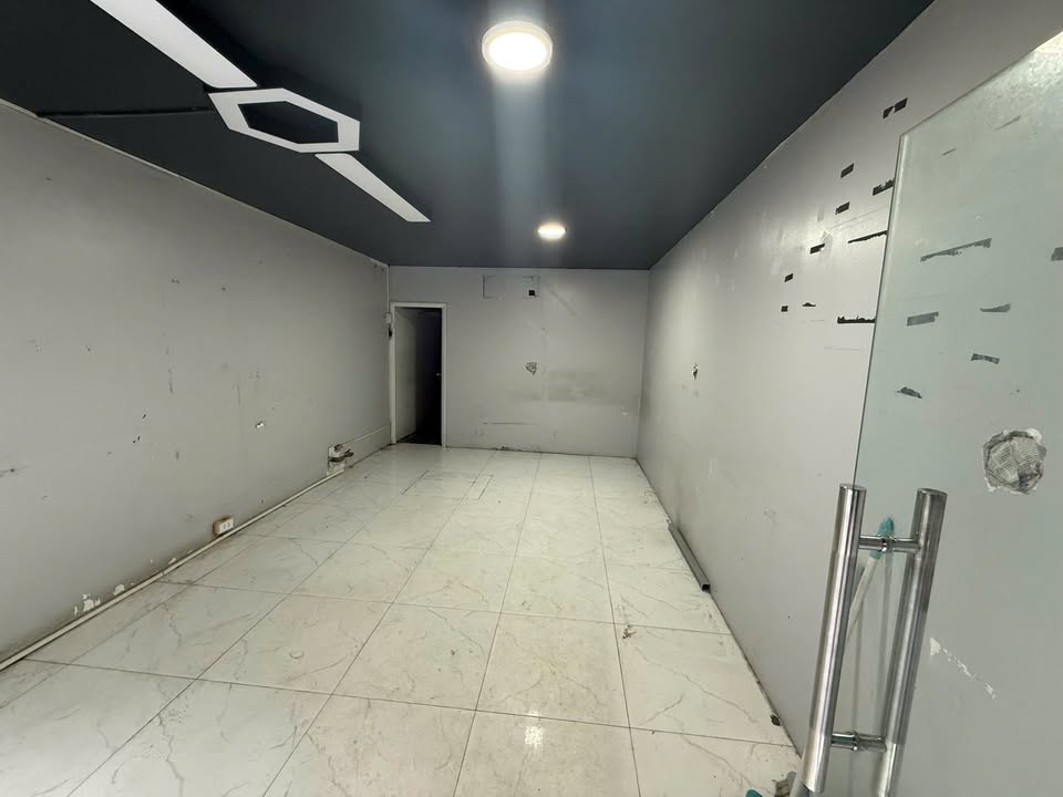 Front House Cho thuê tại 282 Kim Giang, 25m² - Vị trí đắc địa cho kinh doanh