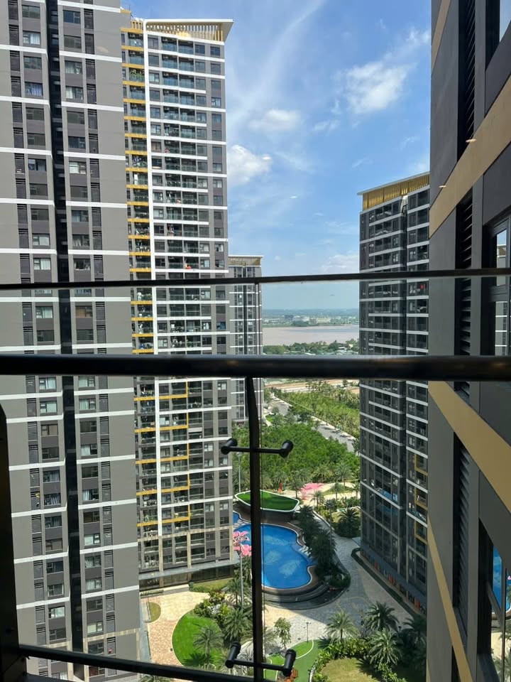 Căn hộ Vinhomes Grand Park quận 9 1PN giá 5.5 triệu - View hồ bơi tuyệt đẹp!