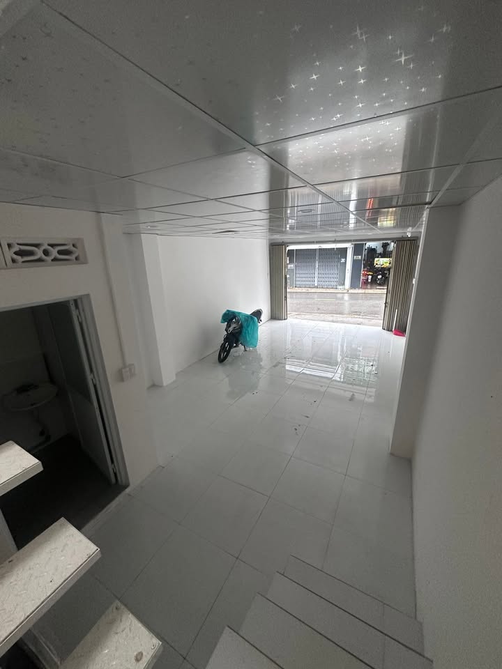 Phòng cho thuê tại 131a Trường Sơn, Pleiku - Vệ sinh khép kín, giá thỏa thuận!