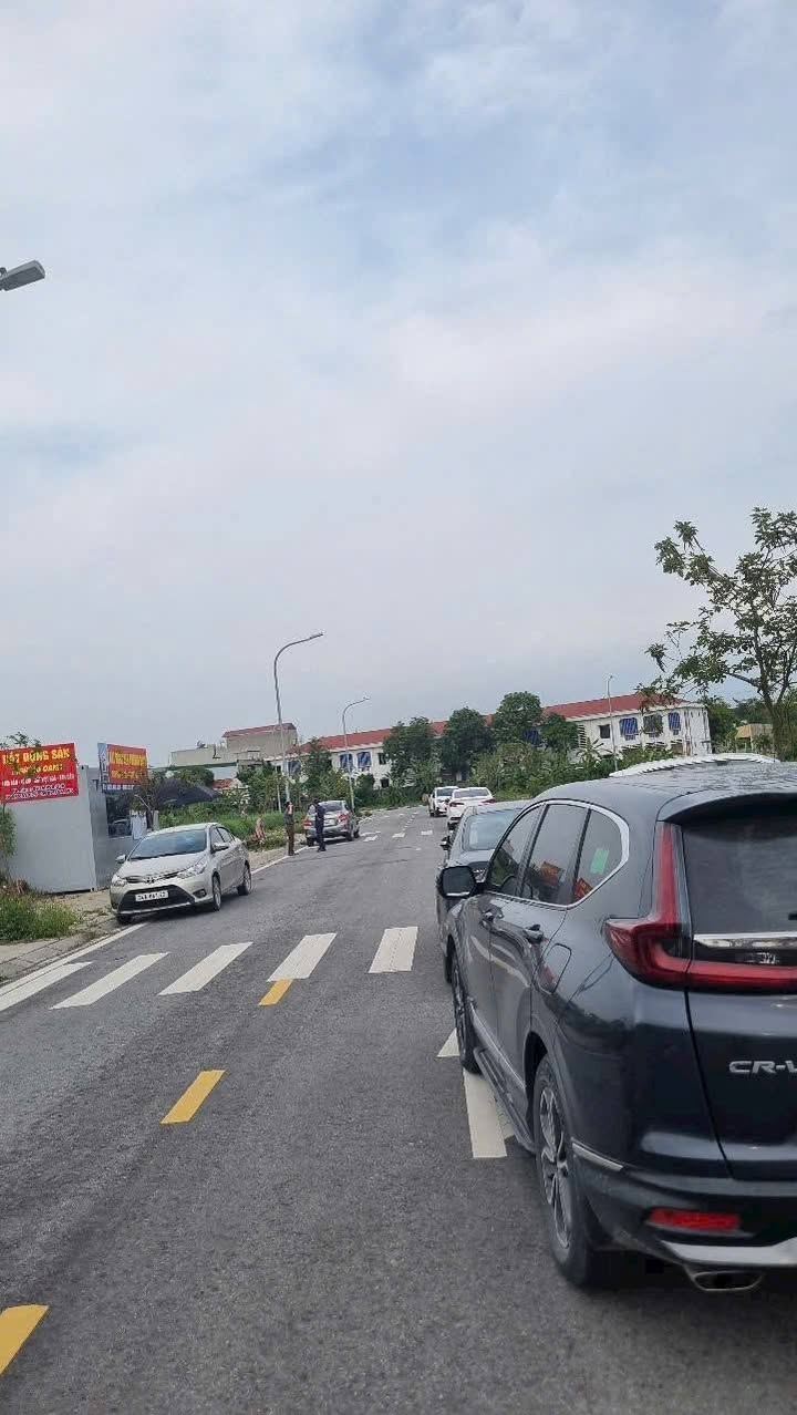 Đất nền góc Khu Nam Việt Hoà 132m² giá 3.9 tỷ - Sổ hồng chính chủ, cơ hội đầu tư tốt!