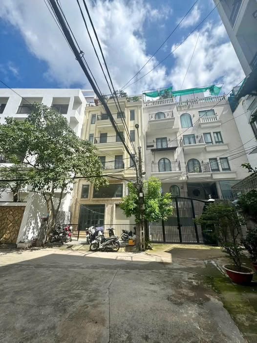 Nhà riêng Nguyễn Cửu Vân, P17, Bình Thạnh 134m² giá 16.8 tỷ - Cơ hội hiếm có!