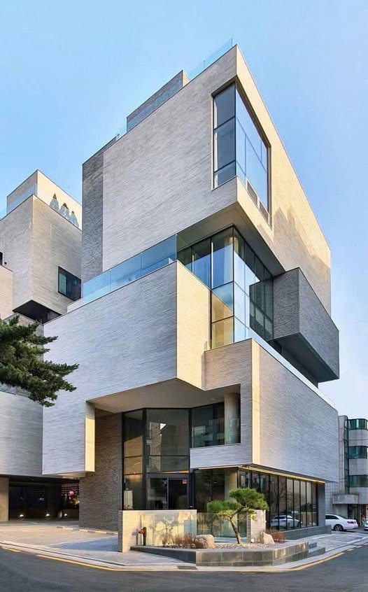 Nhà phố mặt tiền đường 2/9, quận Hải Châu, 100m² giá thỏa thuận - Đầu tư sinh lời ngay!