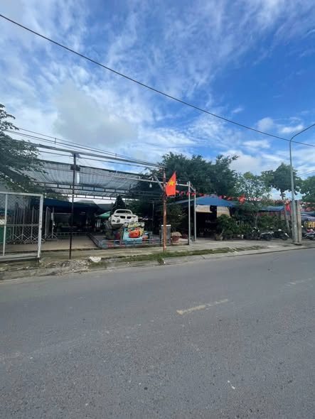 Mặt bằng kinh doanh cho thuê tại Vĩnh Lộc A 500m² - Vị trí đắc địa, giá chỉ 18 triệu/tháng!