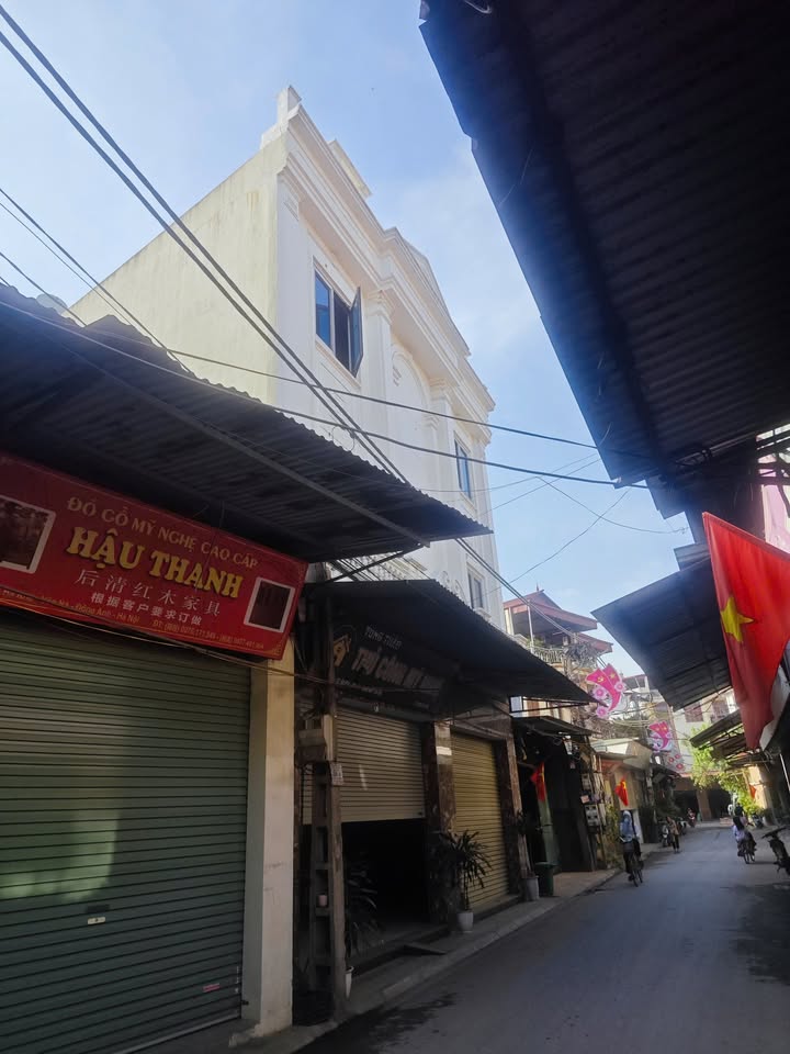 Đất tặng nhà 3 tầng Vân Hà, Đông Anh giá 5 tỷ - Kinh doanh siêu lợi nhuận!