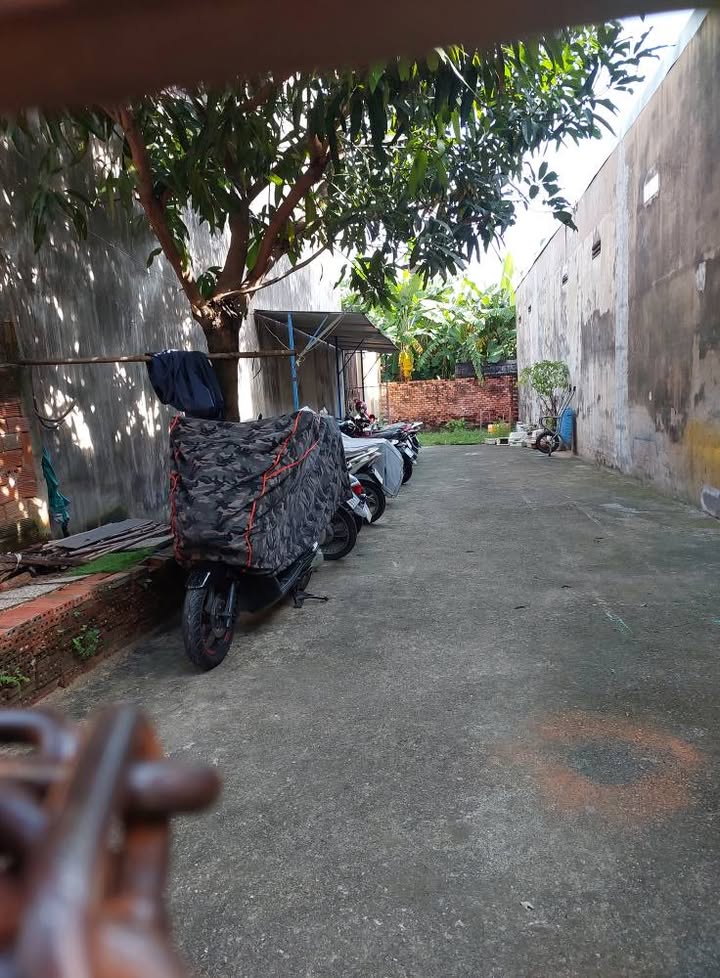 Lô đất Linh Xuân 131m² giá 6.2 tỷ - Sổ hồng riêng, thổ cư 100%!