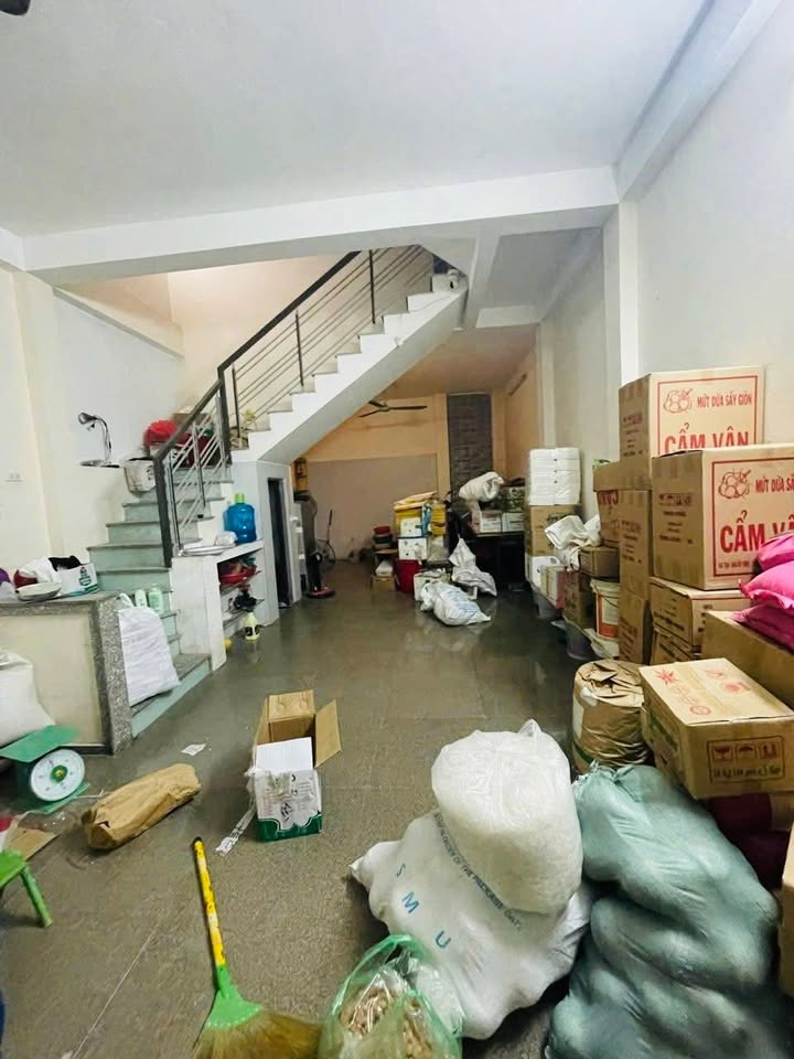 Nhà 4 tầng cho thuê tại Khu DV Yên Nghĩa, 12 triệu/tháng - Kinh doanh thuận lợi!