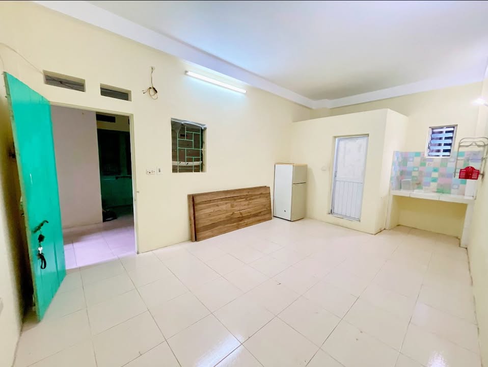 Phòng trọ Kim Giang 25m² giá 2.8 triệu - Tiện nghi đầy đủ, ngay gần hồ