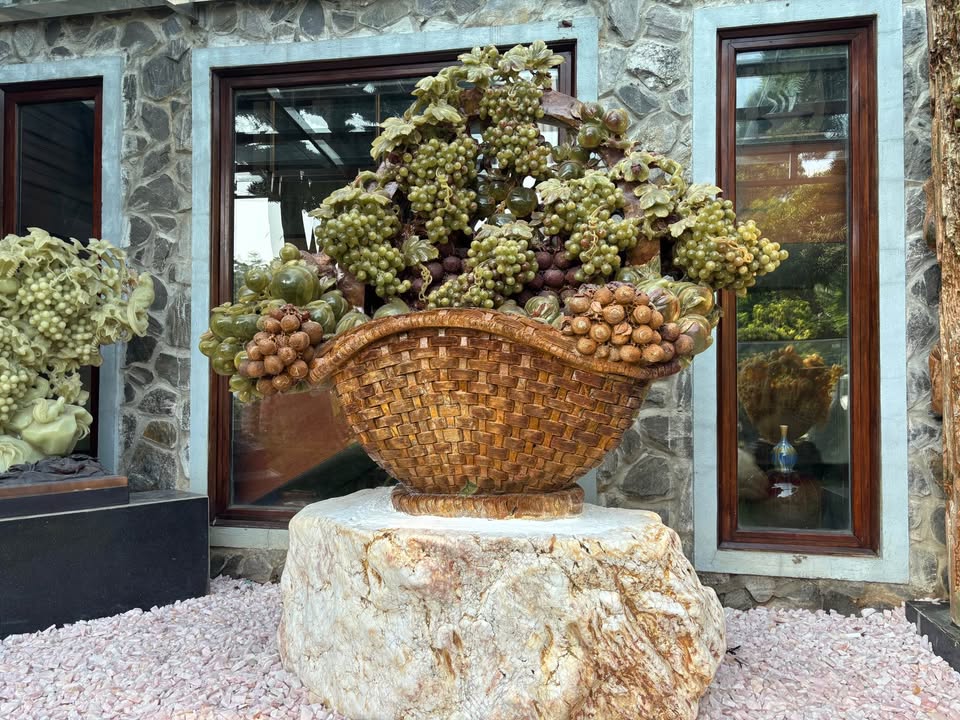 Nhà 2 Tầng Phường Trần Hưng Đạo 76m² - Tiện ích ngập tràn chỉ 300m ra phố!