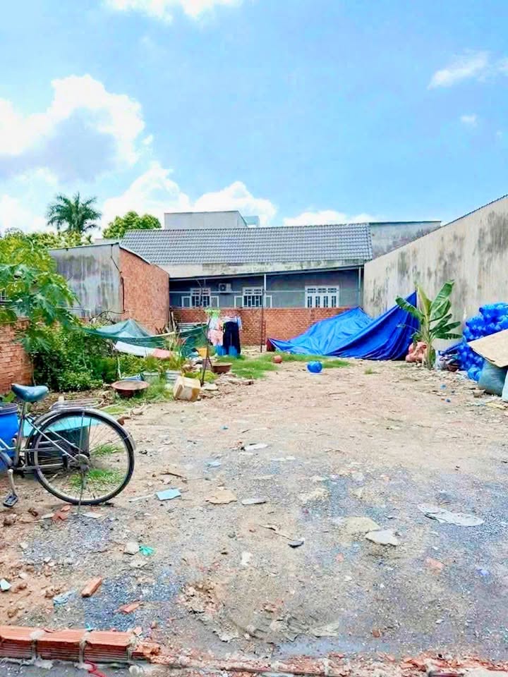 Đất nền Đông Hòa, Dĩ An 110m² giá 3.88 tỷ - Sổ đỏ chính chủ!