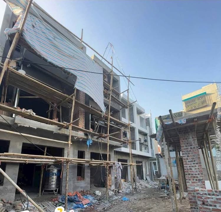 Nhà 3 tầng mới xây tại đường Kênh, Nam Định, 62m² giá 3.3 tỷ - Cơ hội sở hữu tuyệt vời!