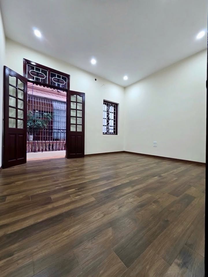 Nhà phố Bế Văn Đàn, Quang Trung, Hà Đông 50m² - An ninh tuyệt đối, ô tô đỗ thoải mái!