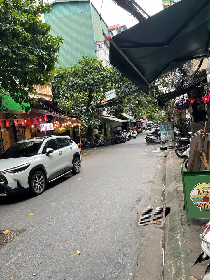 Nhà mặt phố Tây Sơn, Đống Đa 40m² giá 11 tỷ - Đầu tư sinh lời ngay!