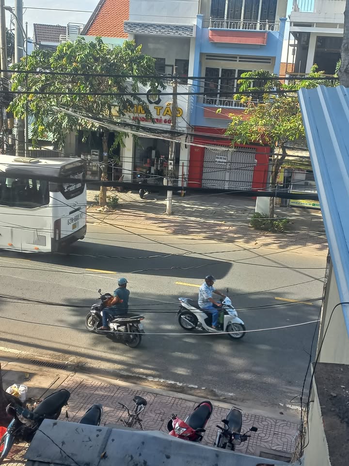 Nhà 3 tầng ấp Bắc P5, 100m² chỉ 1.99 tỷ - Không thể bỏ lỡ!