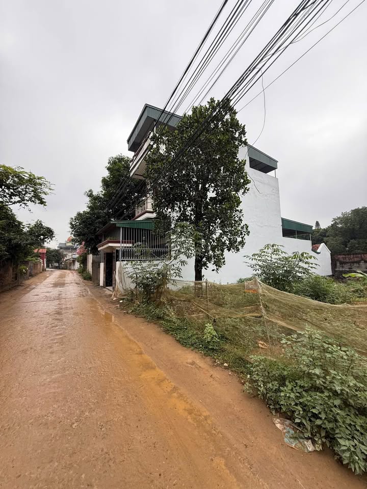 Nhà 3 tầng tại Sen Trì, Thạch Thất, Hà Nội - Diện tích 87m², chính chủ bán gấp!