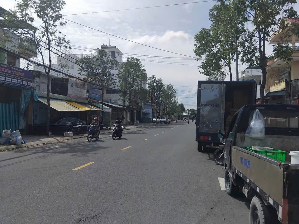 Nhà mặt tiền Đồng Văn Cống, Bình Thủy, Cần Thơ 103m² giá 6.5 tỷ - Tiện ích hoàn hảo!