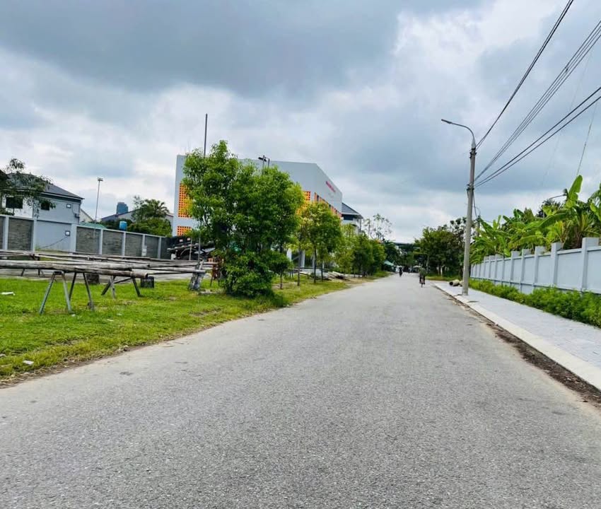 Bán lô đất Tiền Phong, Thạch Quý 156m² - Kinh doanh sầm uất, giá thỏa thuận!