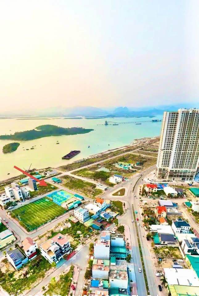 Townhouse Liền kề Thẩm Gia Cao Xanh 81m² giá thỏa thuận - Cách biển chỉ 50m!