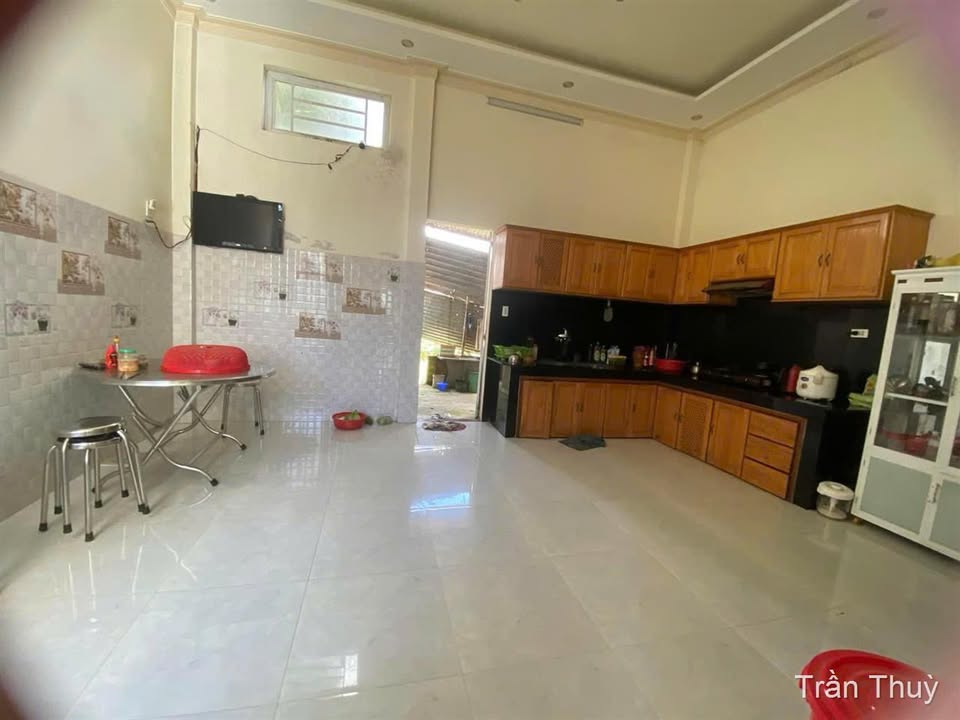 Nhà phố Đơn Dương 100m² giá 2,4 tỷ - Mái ấm an lành giữa lòng Quảng Lập!