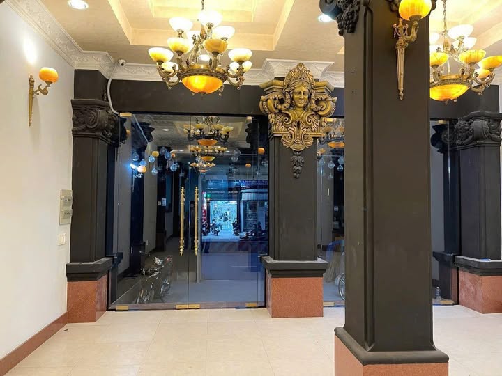 Bán nhà mặt tiền đường Huỳnh Tấn Phát, quận 7 - Diện tích 150,6m², giá 35 tỷ thương lượng!