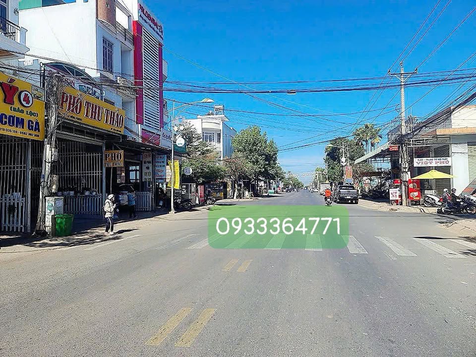 Nhà mặt tiền Lê Hồng Phong, Đức Trọng 125m² giá 9 tỷ - Kinh doanh sầm uất!