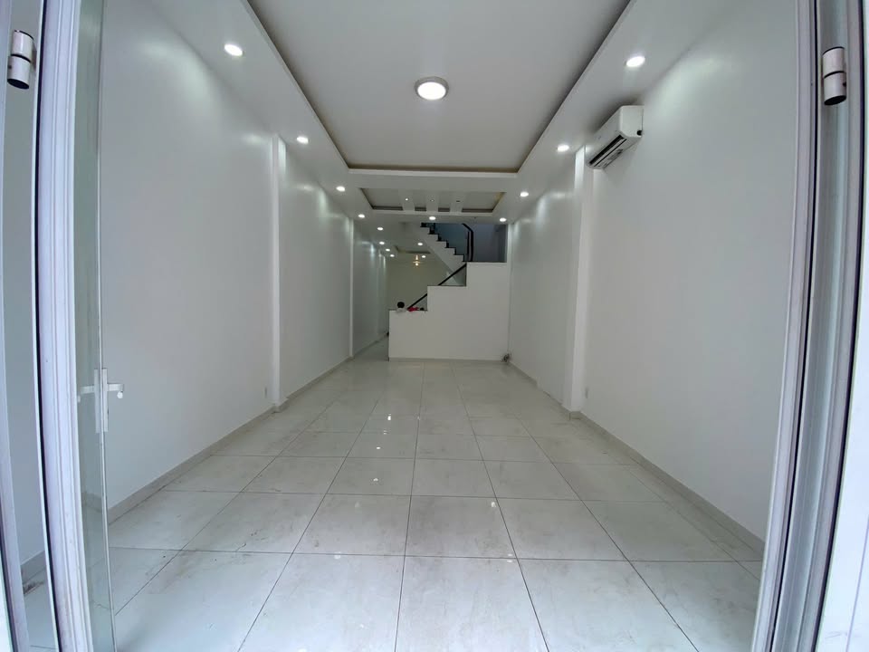 Nhà mặt tiền Giải Phóng, P4, Q.Tân Bình 192m² - Phù hợp kinh doanh đa ngành!