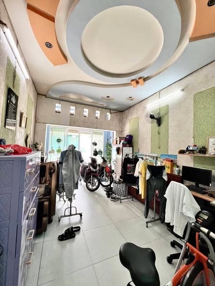 Nhà 2 tầng đường Hồ Học Lãm, quận Bình Tân 41m² giá 5.25 tỷ - Vị trí đẹp, đầy đủ tiện ích!