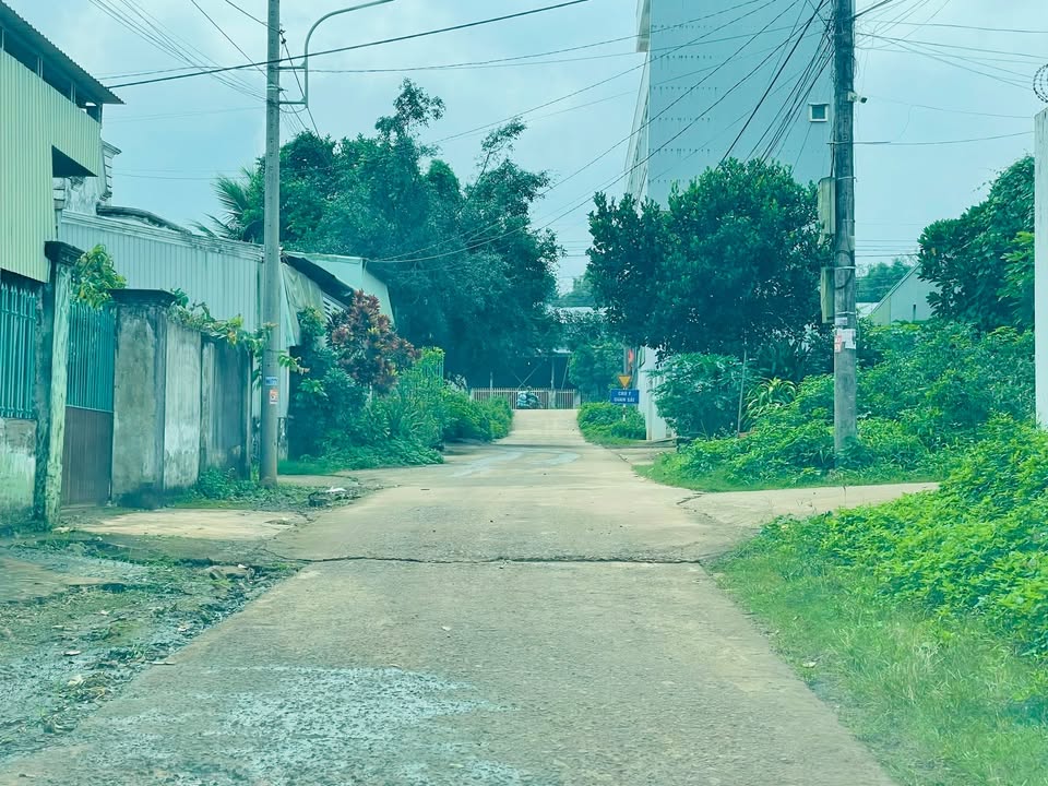 Đất nền Hẻm 735 Lê Duẩn, Pleiku 140m² giá 600 triệu - Vị trí đẹp, giao thông thuận lợi!