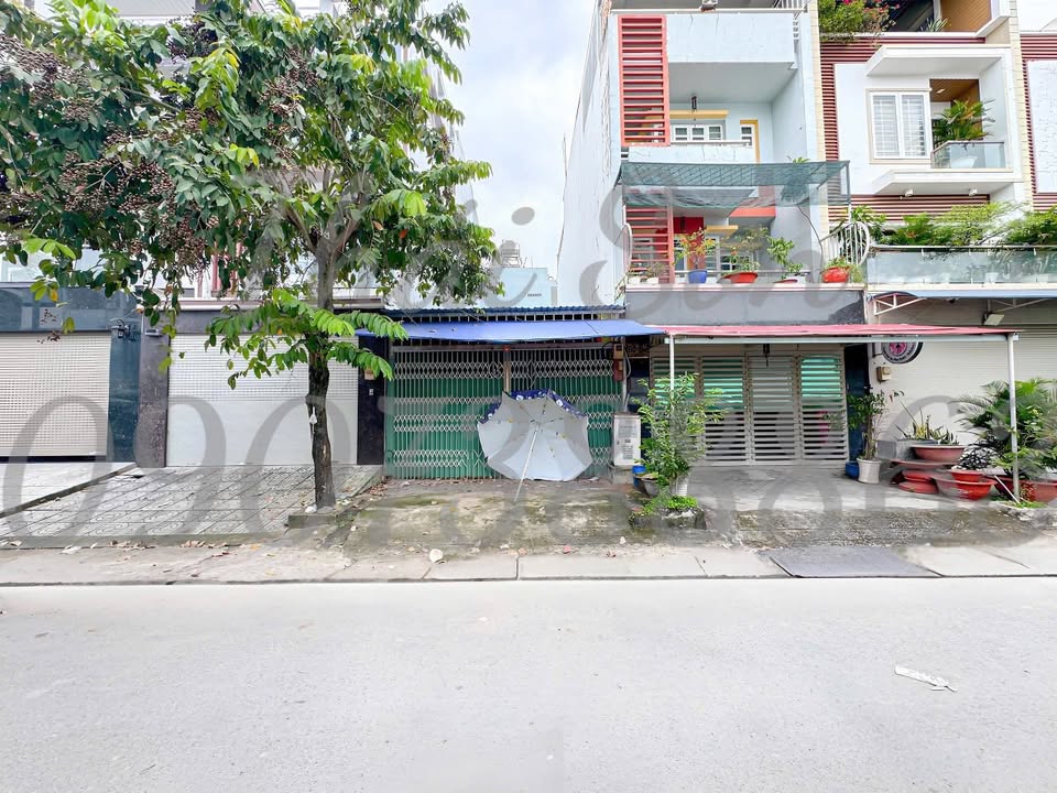 Đất KDC Savimex Chợ Phú Thuận Quận 7 100m² giá 11.99 tỷ - Đường thông, khu dân cư an ninh!