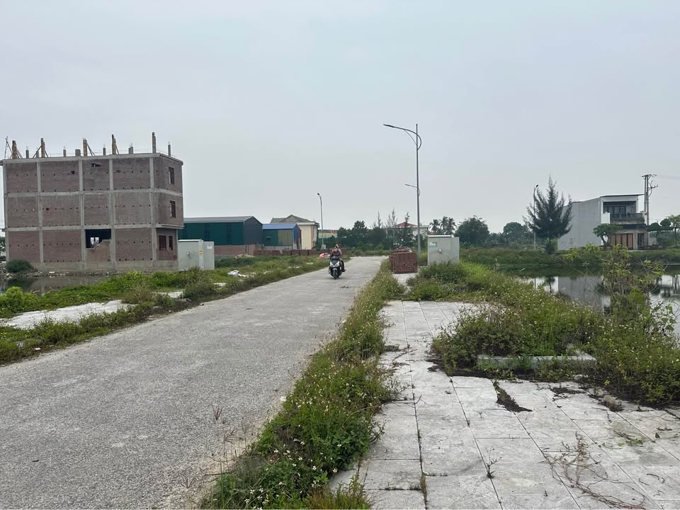 Đất thổ cư Hoằng Tiến 102m² giá 1.2 tỷ - Cơ hội đầu tư tuyệt vời!