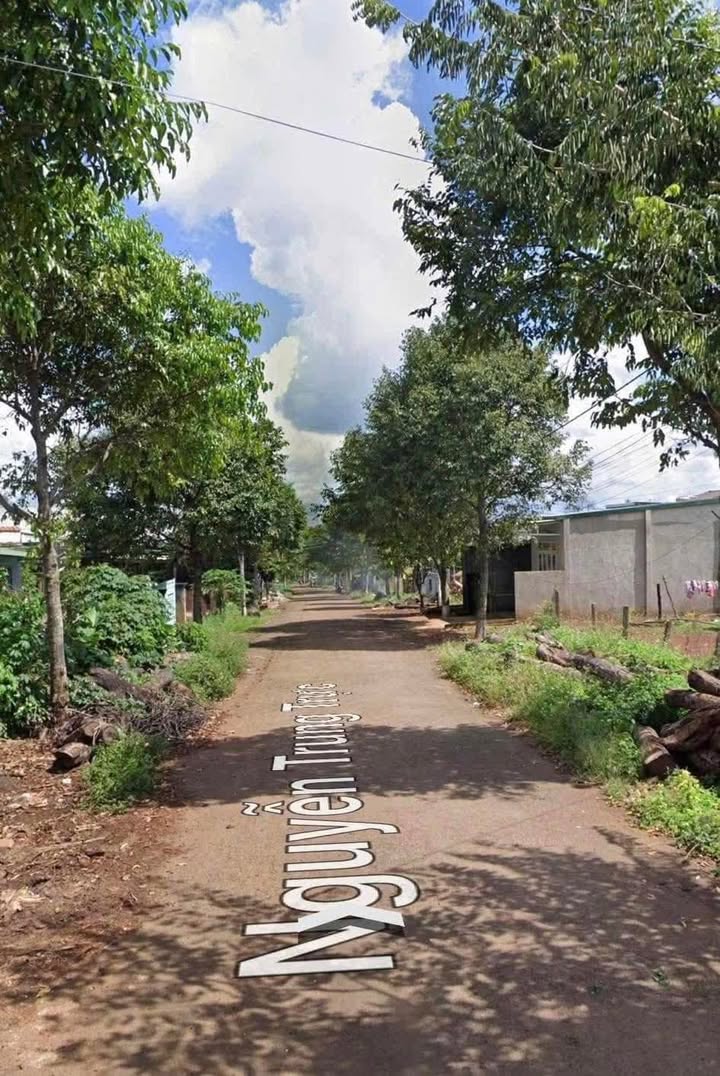 Đất mặt tiền Nguyễn Trung Trực, Buôn Hồ 150m² giá 2.09 tỷ - Pháp lý sạch, xây dựng thoải mái!