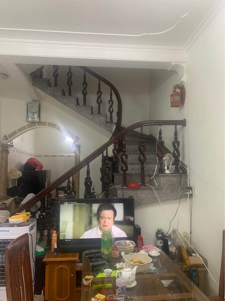 Nhà riêng Bồ Xuyên Thái Bình 40m² giá 2 tỷ - Ô tô đỗ cửa, gần chợ!