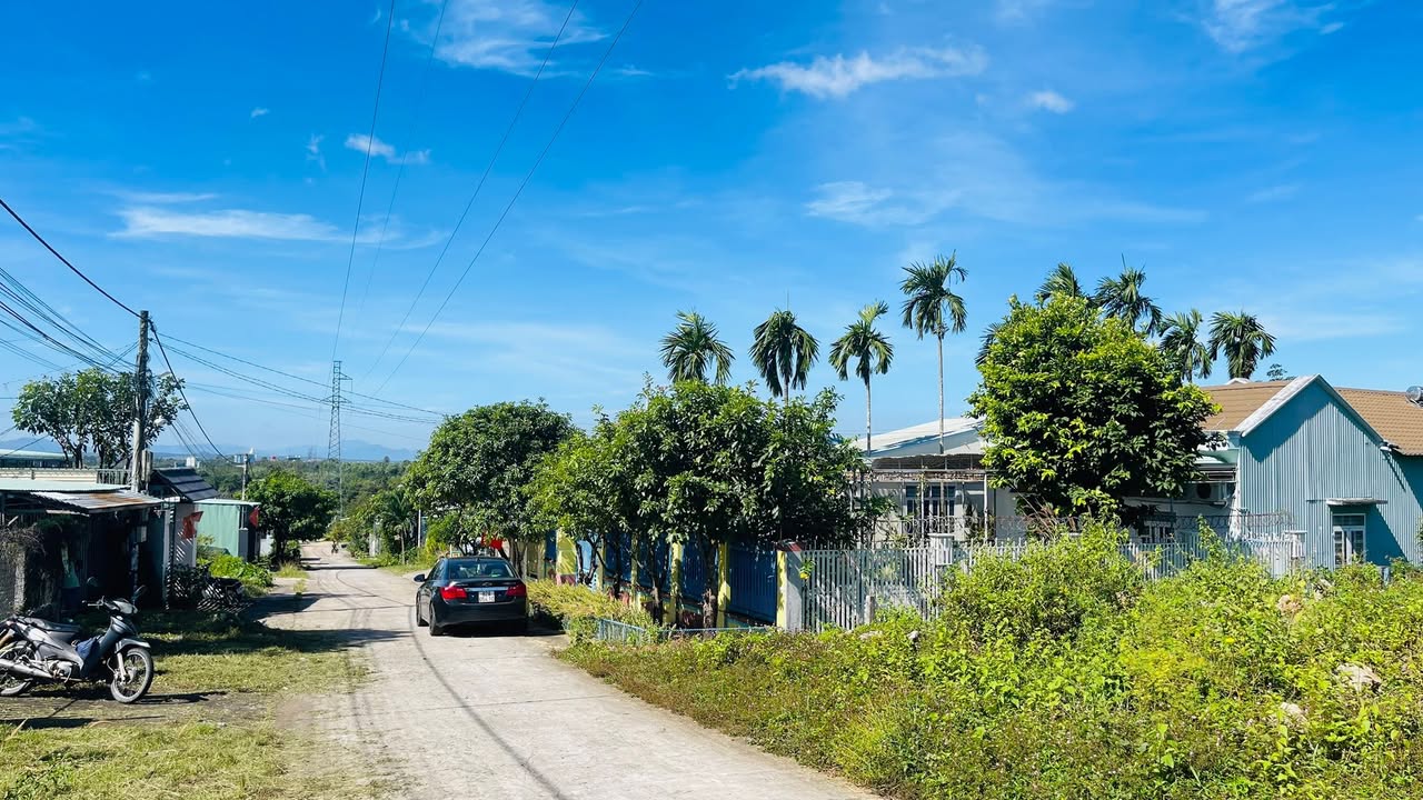 Đất thổ cư hẻm 253 Võ Nguyên Giáp, Đắk Cấm 190m² - Giá chỉ 700 triệu VND!