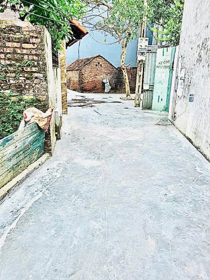 Nhà 2 tầng thôn Đông, Hoàn Sơn, Tiên Du 130m² giá 2 tỷ - Ô tô vào tận nhà!