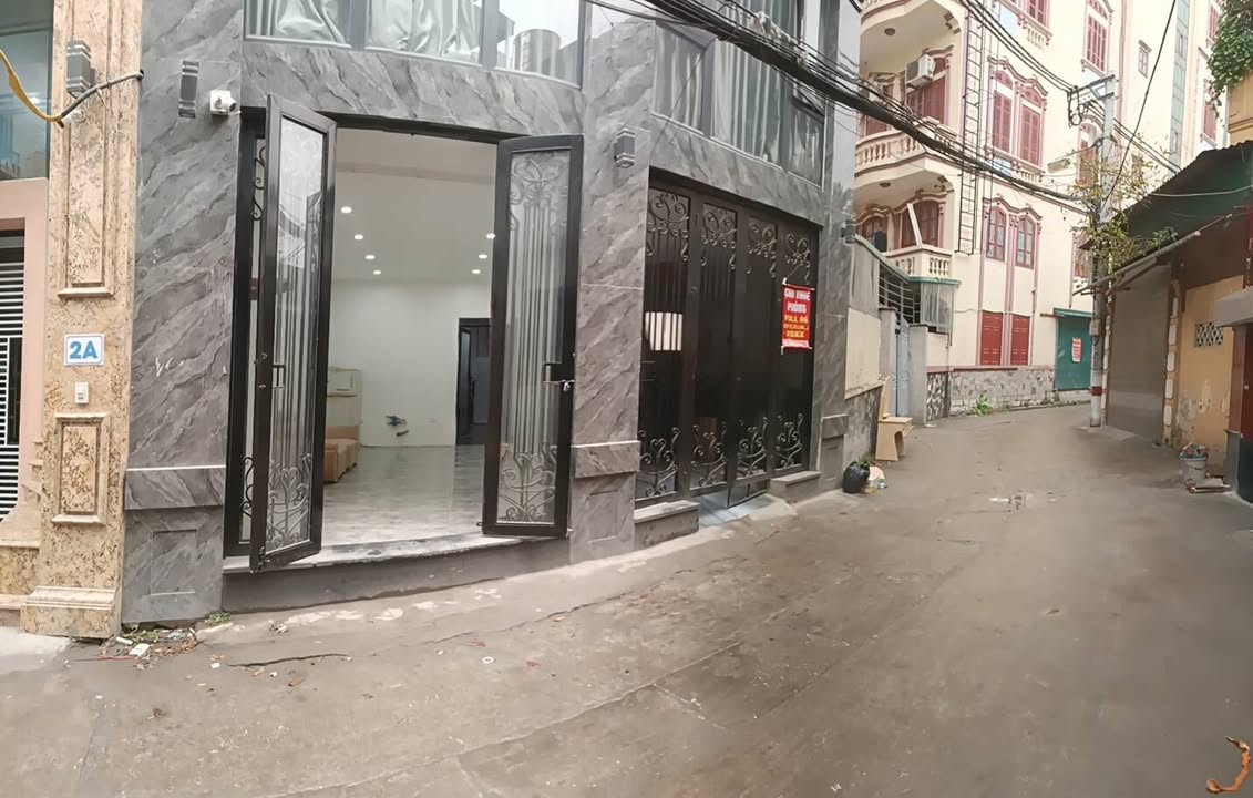 Mặt bằng kinh doanh cho thuê quận Hoàng Mai 30m² giá 4.6 triệu - Vị trí đẹp, giao thông thuận lợi!