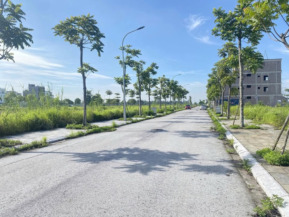 Đất nền KDT Bắc Đầm Vạc Vĩnh Yên 120m² giá 6 tỷ - Sổ hồng chính chủ!