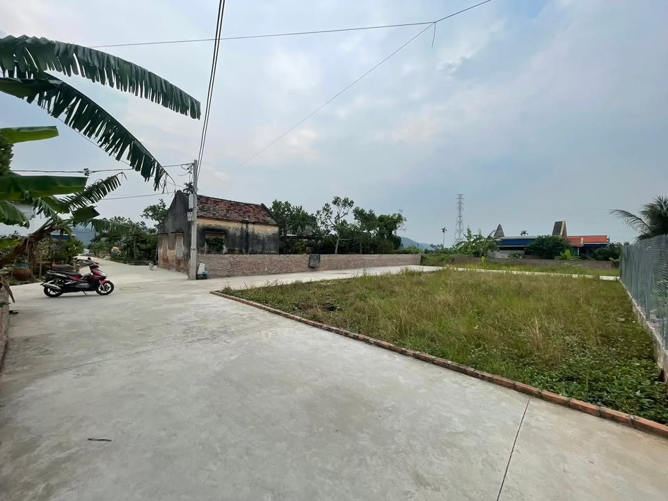 Đất nền Văn Xá, Quốc Tuấn, 50.5m² giá 700 triệu - Đầu tư sinh lời ngay!