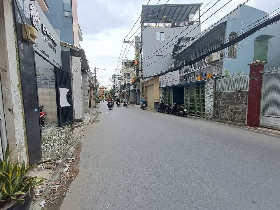 Nhà mặt tiền kinh doanh Ni Sư Huỳnh Liên, quận Tân Bình 94.4m² giá 18.2 tỷ - Đầu tư sinh lời ngay!