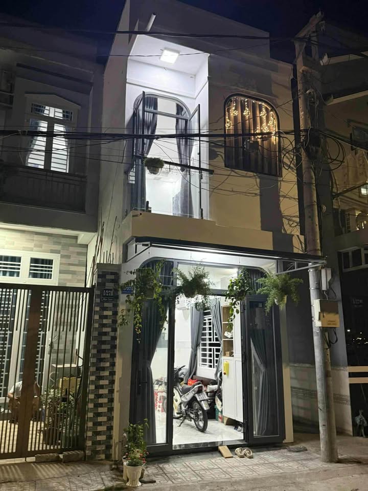 Nhà phố Lê Anh Xuân, Cần Thơ 35m² giá 3.2 tỷ - Kinh doanh sầm uất, chính chủ!