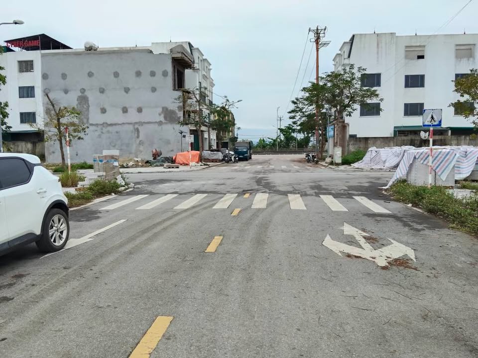 Bán lô đất mặt bằng Hải Hà, thị trấn Quảng Xương 93,5m² - Vị trí đắc địa gần trung tâm!