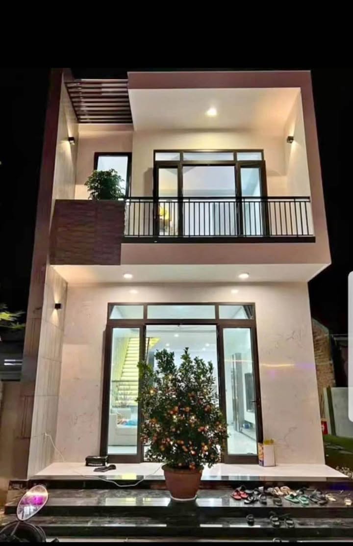 Nhà phố 2 lầu Tân Hiệp 72m² giá 1.85 tỷ - Tiện ích đầy đủ, dân cư đông đúc!