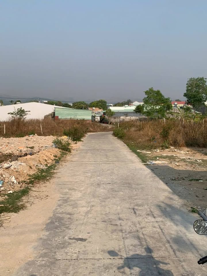 Đất nông nghiệp Đinh Núp, Trường Chinh, 450m² - Khu dân cư đông đúc, giá thỏa thuận!